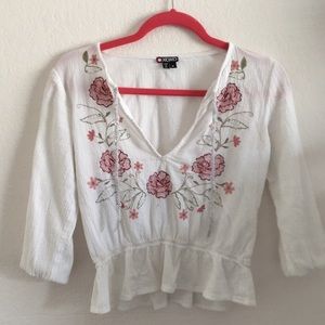 Flower embroidered shirt